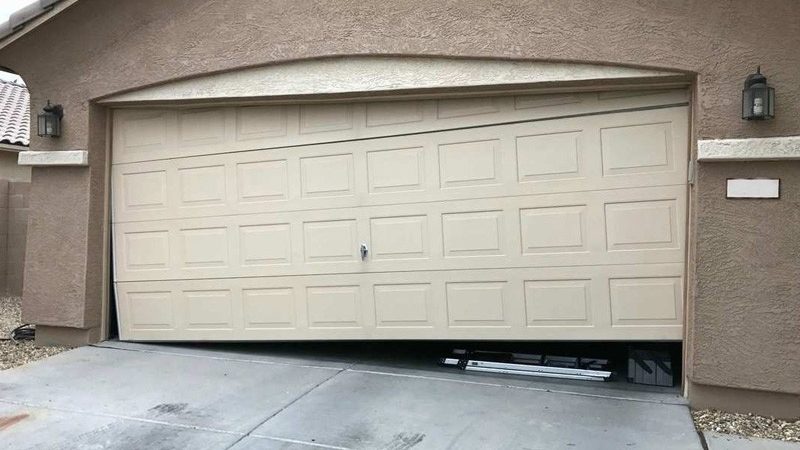How to Find a Reputed Garage Door Repair Company?