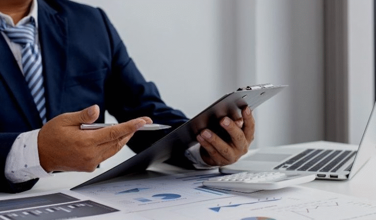 What Does a Franchise Consultant Do and Why You Might Need One